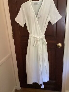 Mantaikotai Ivory Cotton Wrap Dress Medium NWT